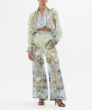 Load image into Gallery viewer, Long Line Shirt With Yoke And Button Detail