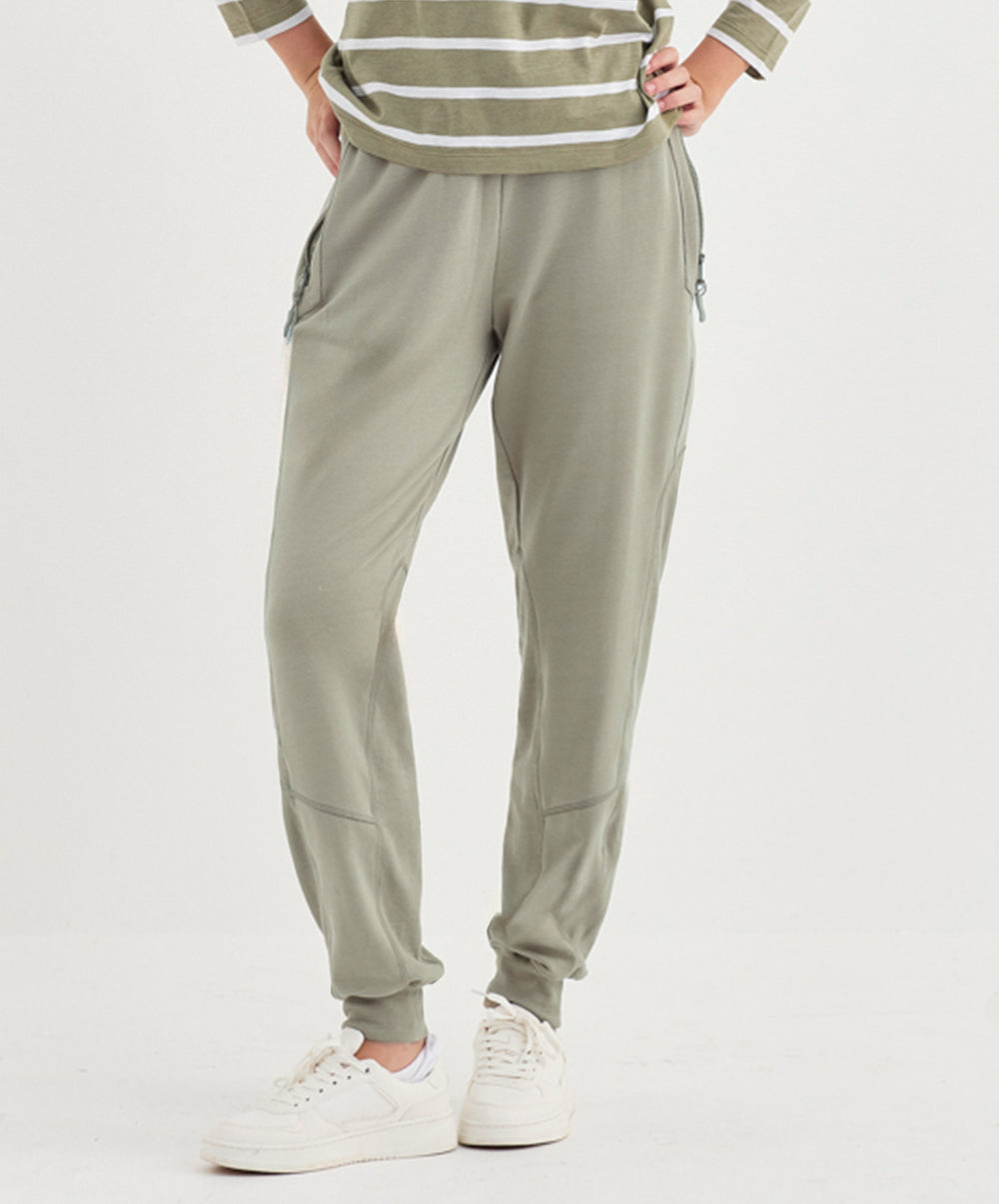Award Pant