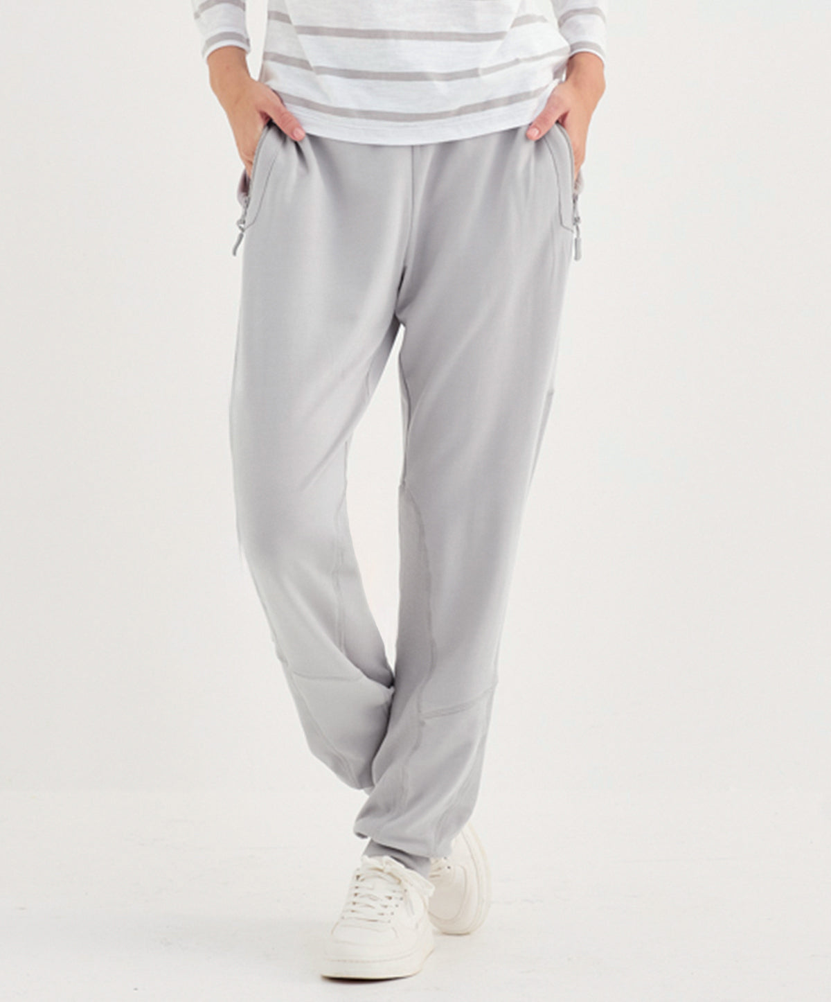 Award Pant