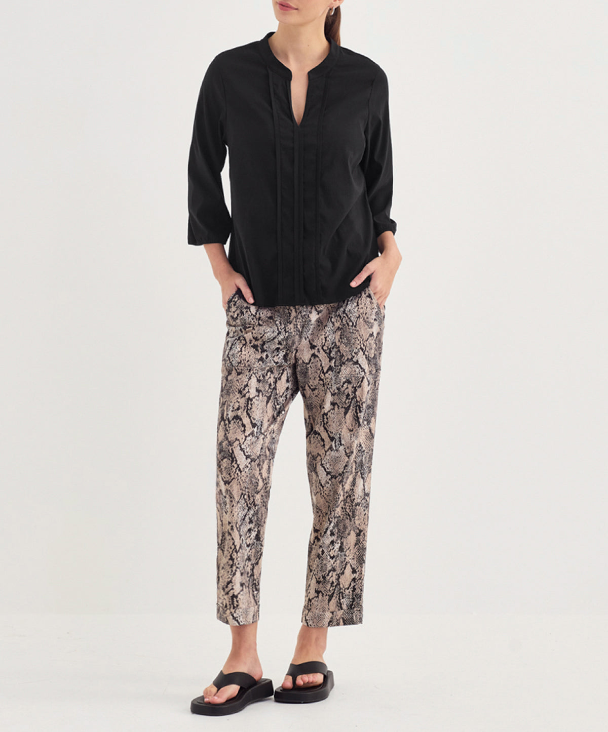 Acrobat Bella Top