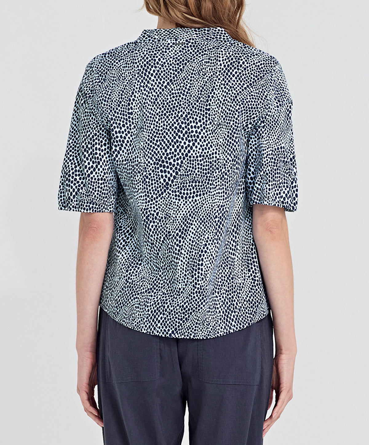 Acrobat Dot Top