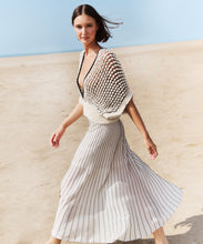 Load image into Gallery viewer, Textured Knit Vest