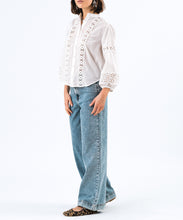 Load image into Gallery viewer, JuneLL Embroidered Cotton Shirt