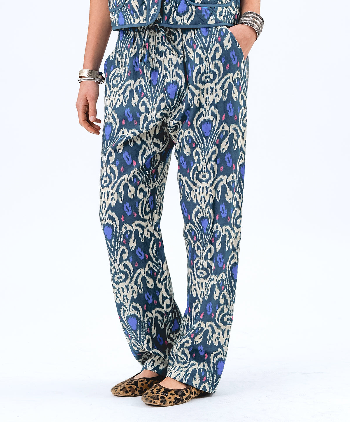 BillLL Paisley-Print Cotton Pants