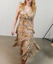 Load image into Gallery viewer, SamoLL Midi Dress