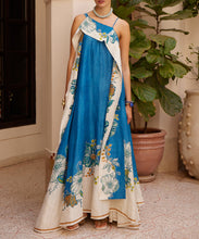 Load image into Gallery viewer, Luda Gown