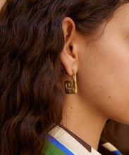 Load image into Gallery viewer, Le Jardin Long Spiral Earrings