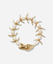 Load image into Gallery viewer, Calypso Pearl Fish Bracelet