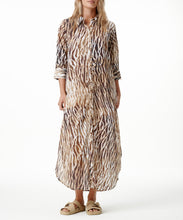 Load image into Gallery viewer, Savanna Long Daisy Dress