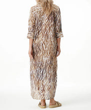 Load image into Gallery viewer, Savanna Long Daisy Dress
