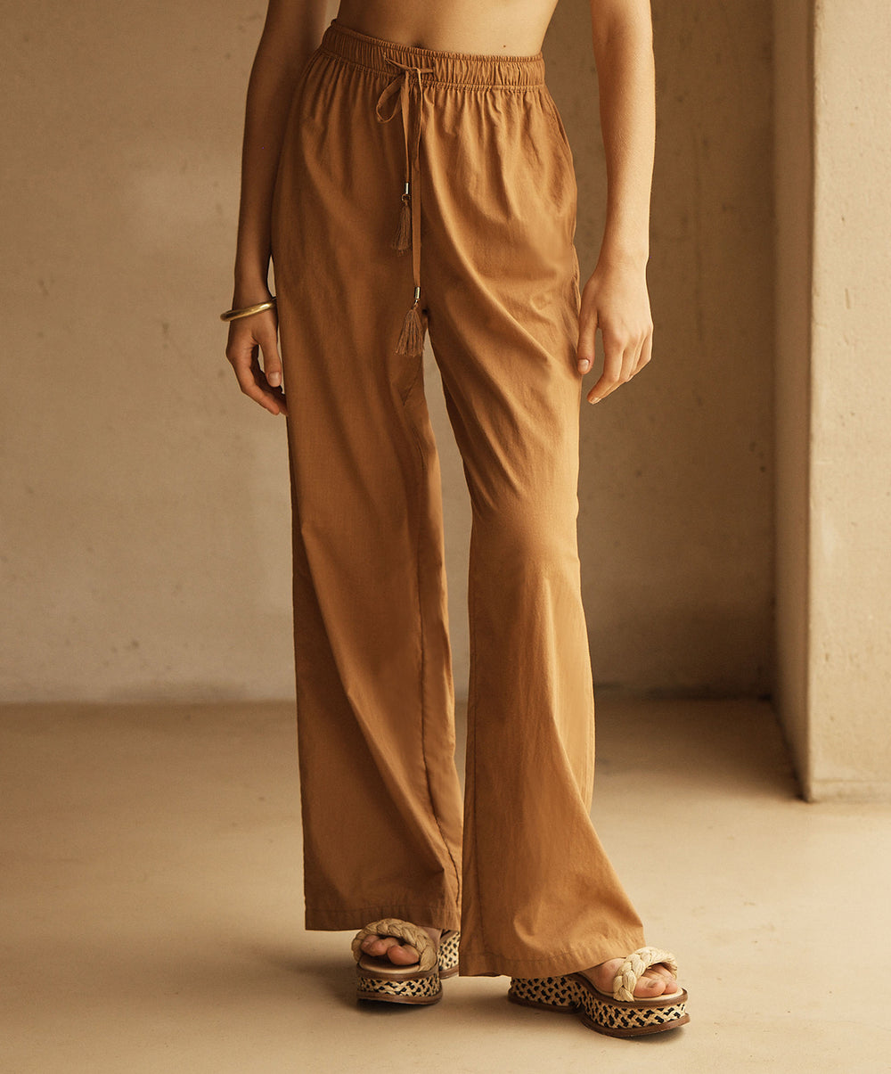 CAMMELLO Straight Leg Pant