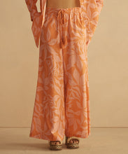 Load image into Gallery viewer, BRASILE Gathered Wide Leg Pant