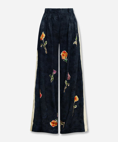 Sophie Pant