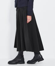 Load image into Gallery viewer, Stroll Skirt