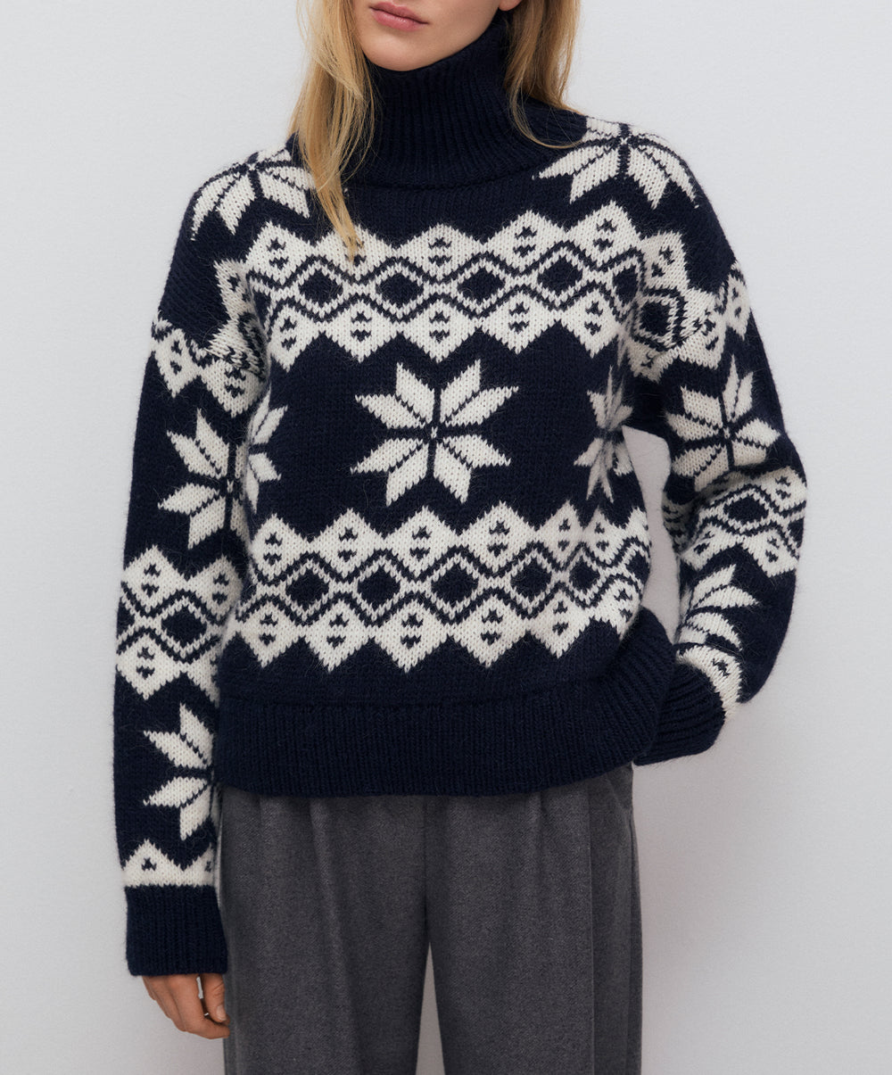 Neriana Woman Jumper