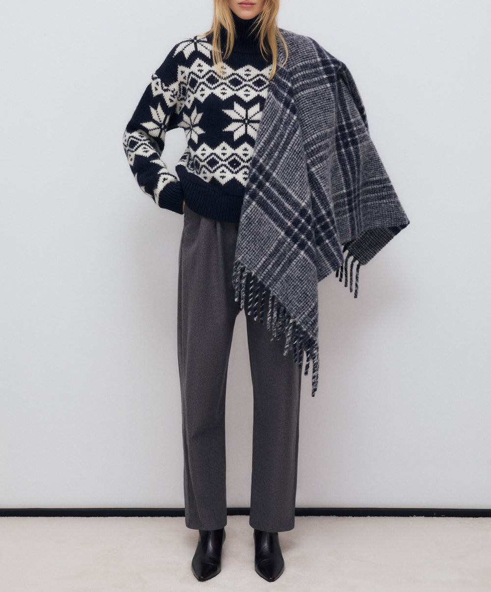 Neriana Woman Jumper