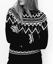 Load image into Gallery viewer, Luna Woman Jumper Eclipse Noir