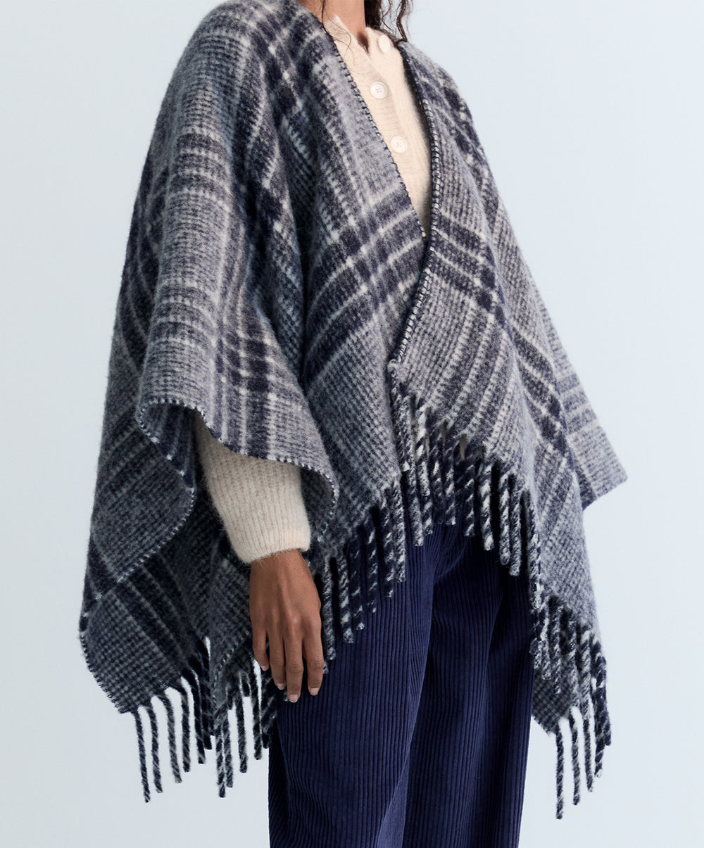 Brisa Woman Poncho