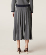 Load image into Gallery viewer, Astoria Crepe Skirt