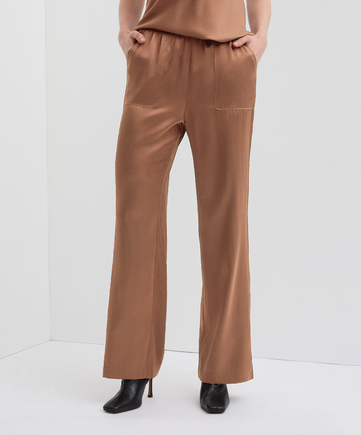 Lightness Of Being Silk Slouch Pant