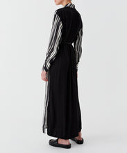 Load image into Gallery viewer, Leroy Shirt Dress