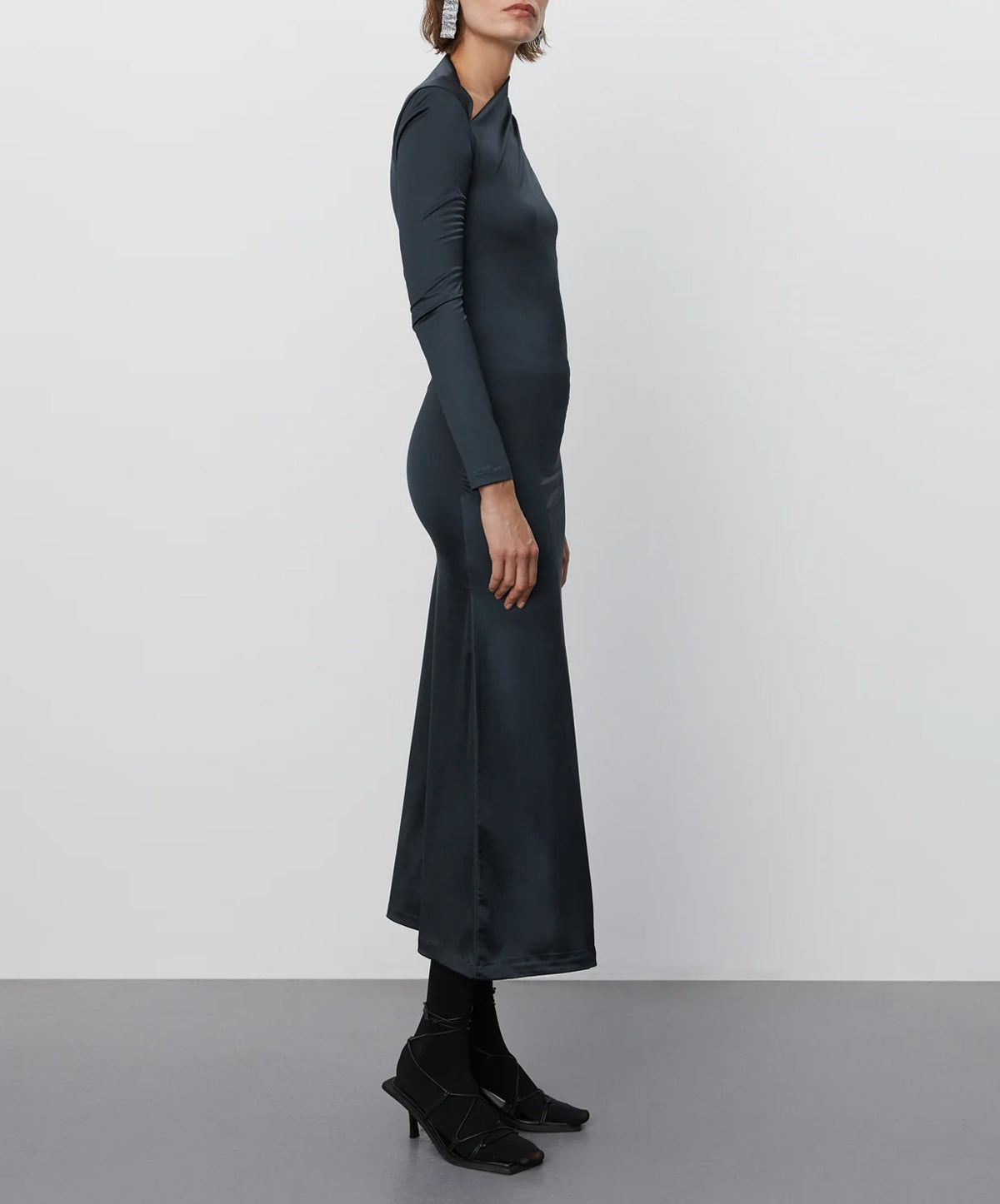 Monica - Glossy Stretch