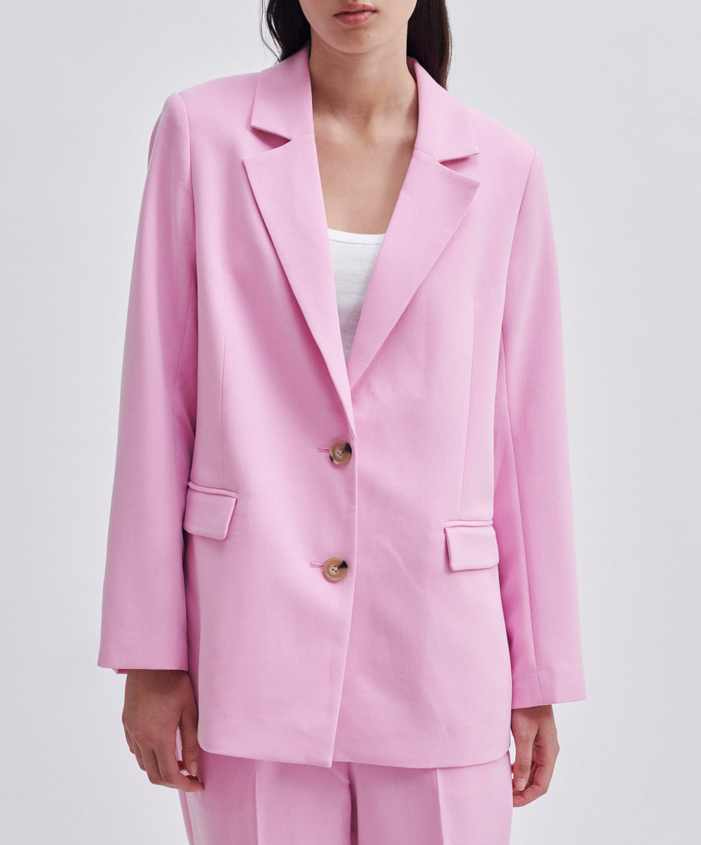 Evie Classic Blazer