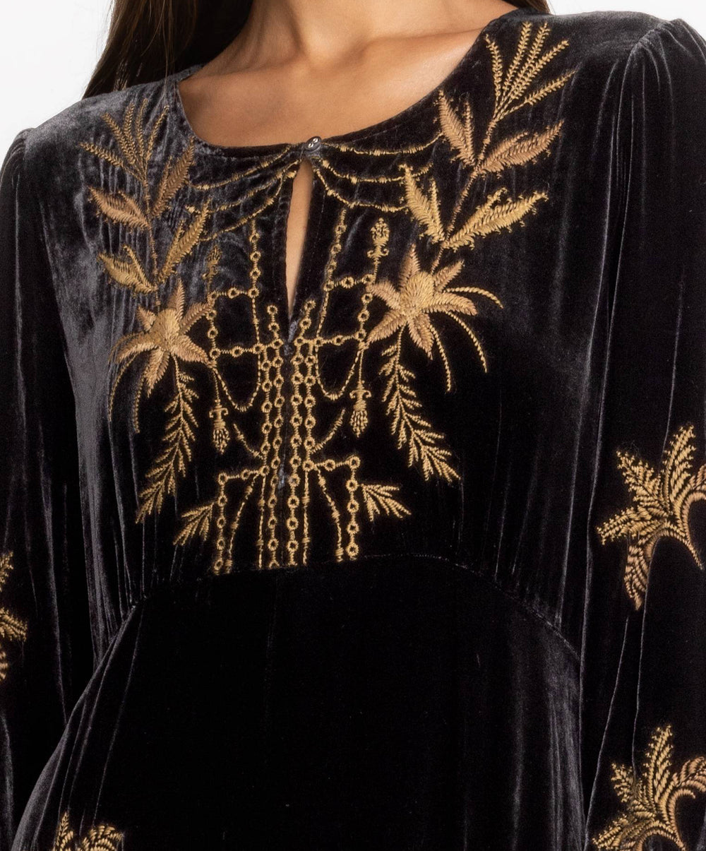 Palmira Velvet Effortless Midi Dress