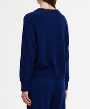 Load image into Gallery viewer, Lover Jumper