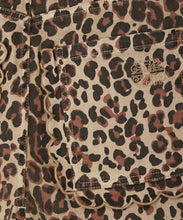 Load image into Gallery viewer, Leopard Lucia Scallop Pocket Long Shorts