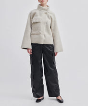 Load image into Gallery viewer, Niella Jacket (Reversible)