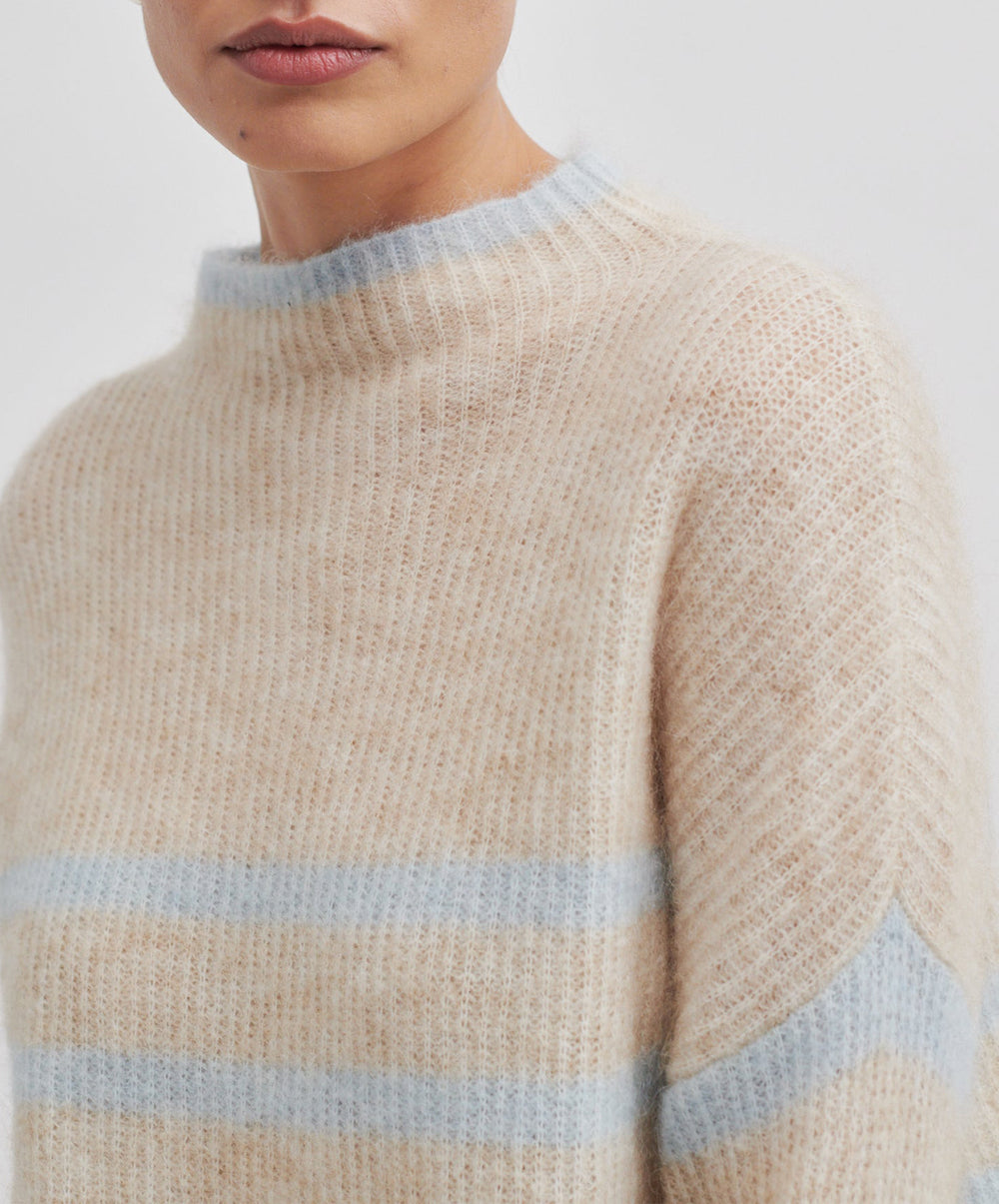 Ovalis Knit T-Neck