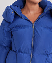 Load image into Gallery viewer, Pisces Puffer Jacket