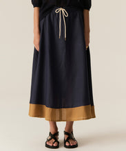 Load image into Gallery viewer, Speck Skirt