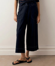 Load image into Gallery viewer, Oskar Cropped Pant