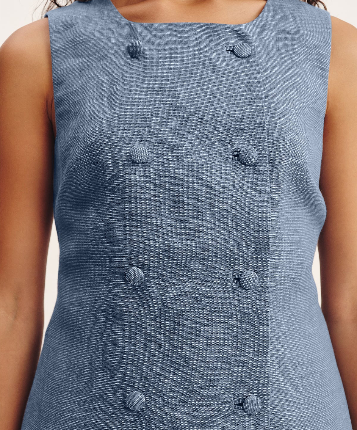 Thea Vest