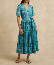 Load image into Gallery viewer, Anyeta Dress