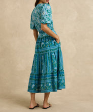 Load image into Gallery viewer, Anyeta Dress
