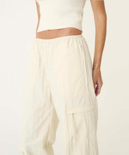 Load image into Gallery viewer, Trist Balloon Pants