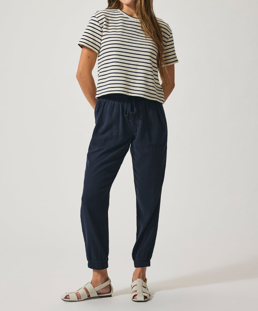 Lakeside Jogger