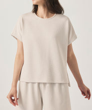 Load image into Gallery viewer, Waffle Scuba Short Sleeve Sweatshirt