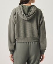 Load image into Gallery viewer, Waffle Scuba Zip-Up Pullover