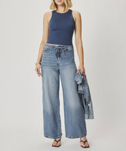 Load image into Gallery viewer, Lounge Denim Crop Pant