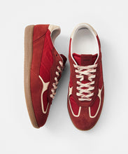 Load image into Gallery viewer, Tb.490 Rife Sheen Red Leather Sneakers