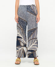 Load image into Gallery viewer, White Coast Palazzo Pant
