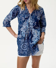 Load image into Gallery viewer, Mandala Poppy Top