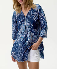 Load image into Gallery viewer, Mandala Poppy Top