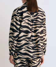 Load image into Gallery viewer, Kavala Woman Shirt