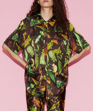 Load image into Gallery viewer, Short Sleeve Boyfriend Shirt 2.0