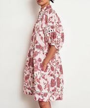 Load image into Gallery viewer, Capture Dress